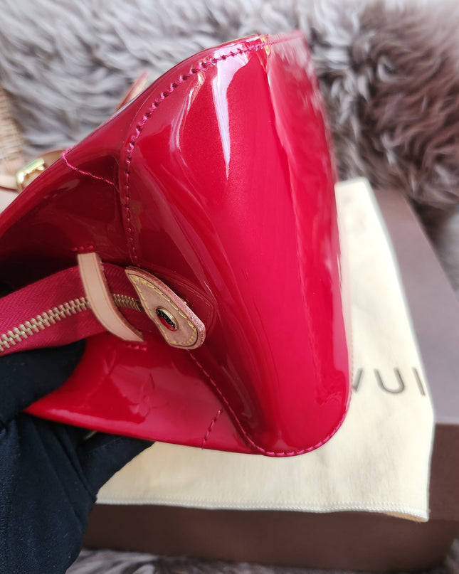 Louis Vuitton Monogram Vernis Rosewood Avenue shoulder bag