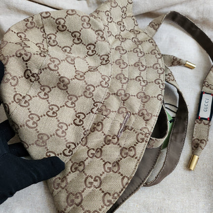 Gucci
Reversible GG & nylon bucket hat