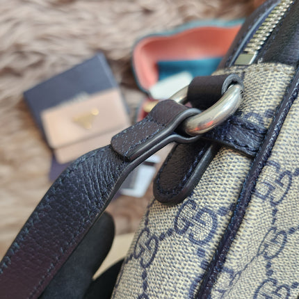 Gucci Beige/Navy Blue GG Supreme