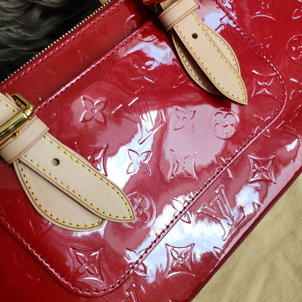 Louis Vuitton Monogram Vernis Rosewood Avenue shoulder bag