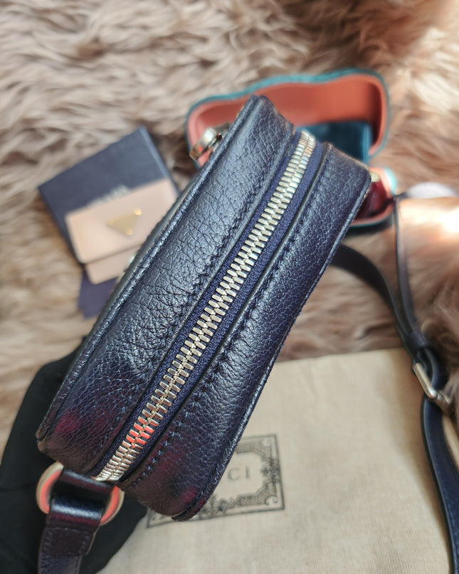 Gucci Beige/Navy Blue GG Supreme