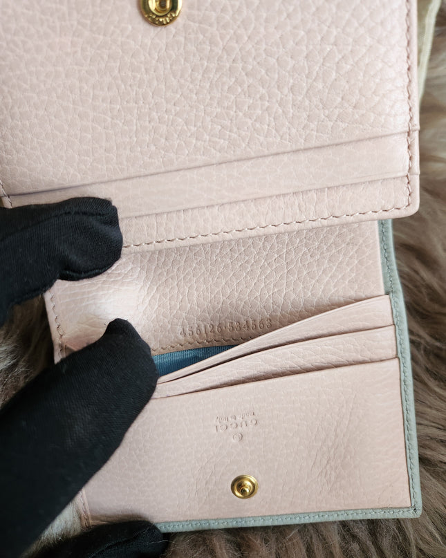 Gucci

GG Marmont card case wallet