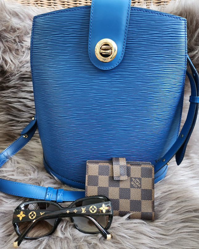 Louis Vuitton Cluny Shoulder Bag