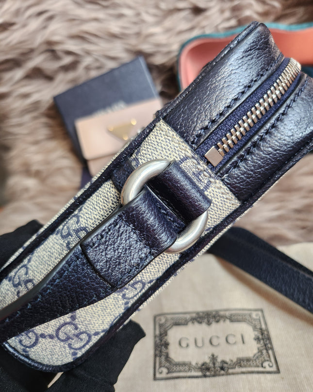 Gucci Beige/Navy Blue GG Supreme