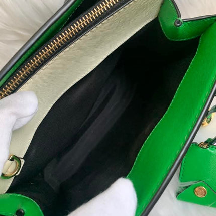 Marc Jacobs Little Big Shot