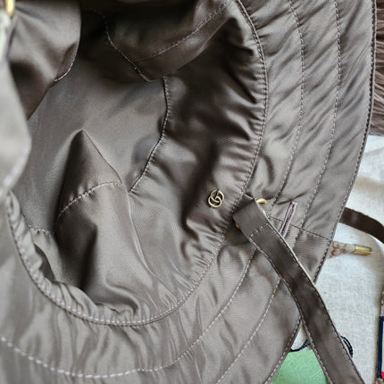 Gucci
Reversible GG & nylon bucket hat