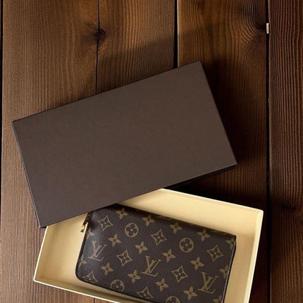 Preloved Authentic Louis Vuitton Zippy Organizer Long Wallet