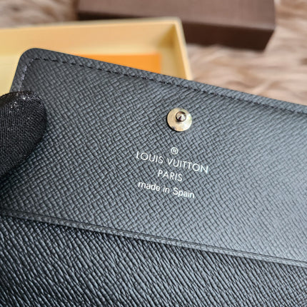 Louis Vuitton Epi Epi Leather Card Case Black