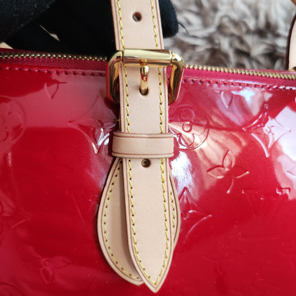 Louis Vuitton Monogram Vernis Rosewood Avenue shoulder bag