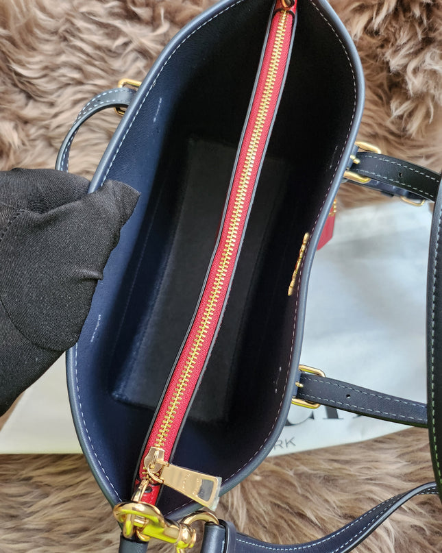 Mollie Tote Bag In Signature Jacquard With Stripes