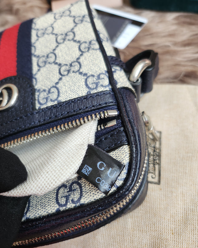 Gucci Beige/Navy Blue GG Supreme