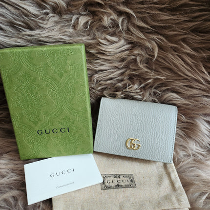 Gucci

GG Marmont card case wallet