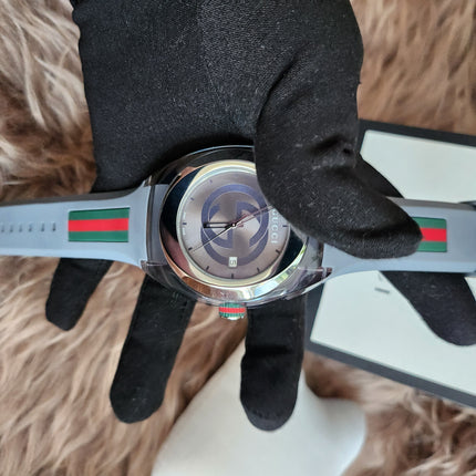 Gucci
Sync Grey Dial and Grey Rubber Strap Unisex Watch 137.1