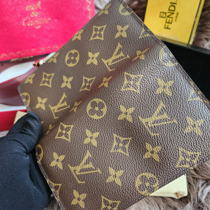 LOUIS VUITTON Agenda Pocket Monogram Canvas
