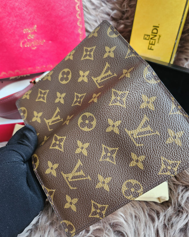 LOUIS VUITTON Agenda Pocket Monogram Canvas