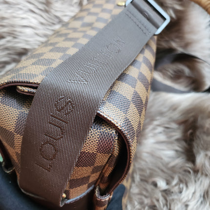 LOUIS VUITTON NAVIGILIO