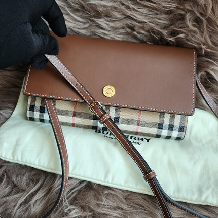 Burberry Vintage check wallet