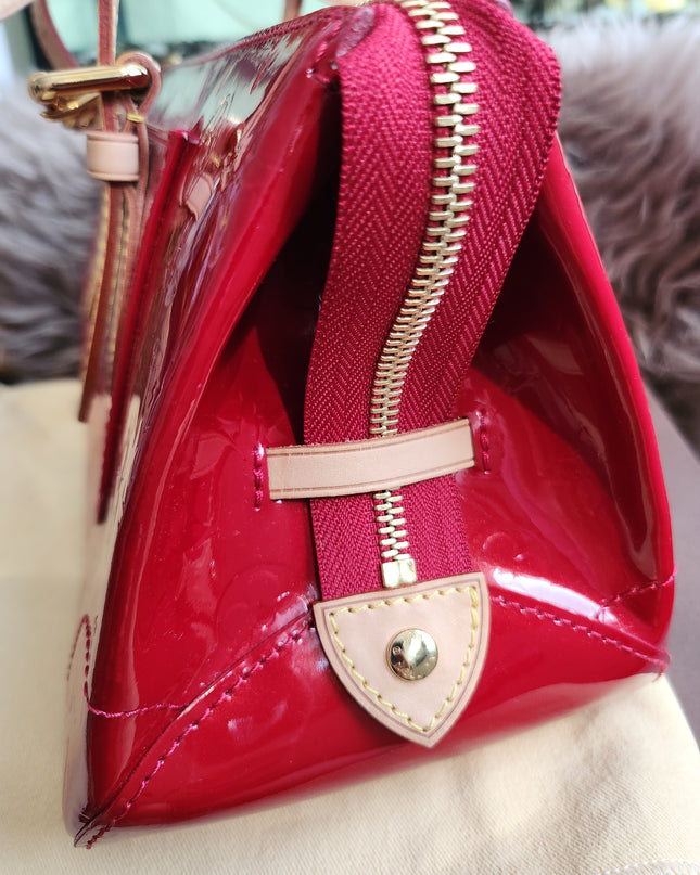 Louis Vuitton Monogram Vernis Rosewood Avenue shoulder bag