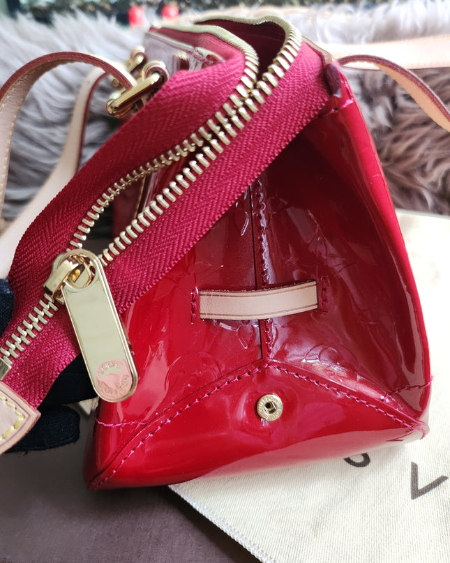 Louis Vuitton Monogram Vernis Rosewood Avenue shoulder bag