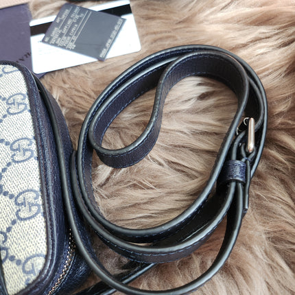 Gucci Beige/Navy Blue GG Supreme