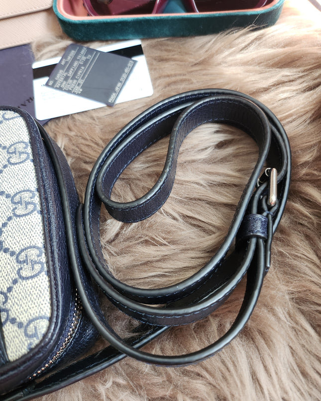 Gucci Beige/Navy Blue GG Supreme