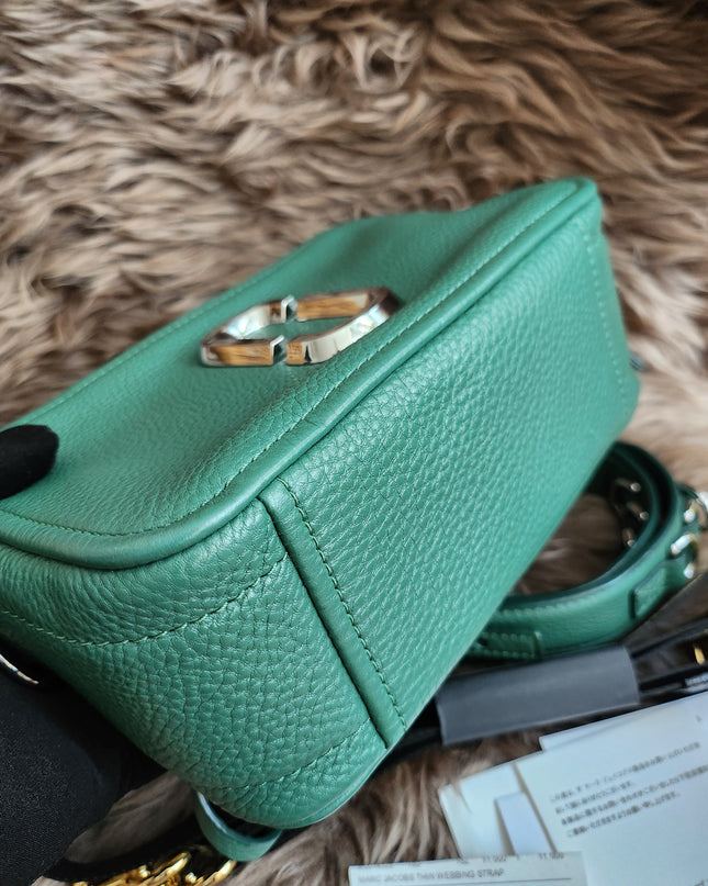 Marc Jacobs The Softshot 21 in cucumber green leather silver-tone hardware