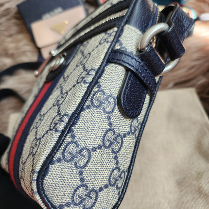 Gucci Beige/Navy Blue GG Supreme