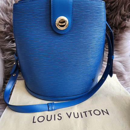 Louis Vuitton Cluny Shoulder Bag