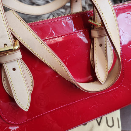 Louis Vuitton Monogram Vernis Rosewood Avenue shoulder bag