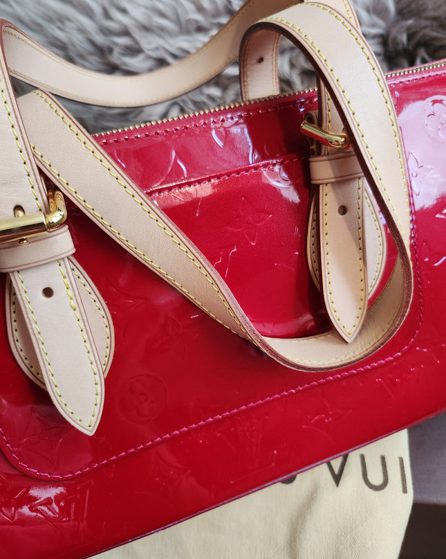 Louis Vuitton Monogram Vernis Rosewood Avenue shoulder bag