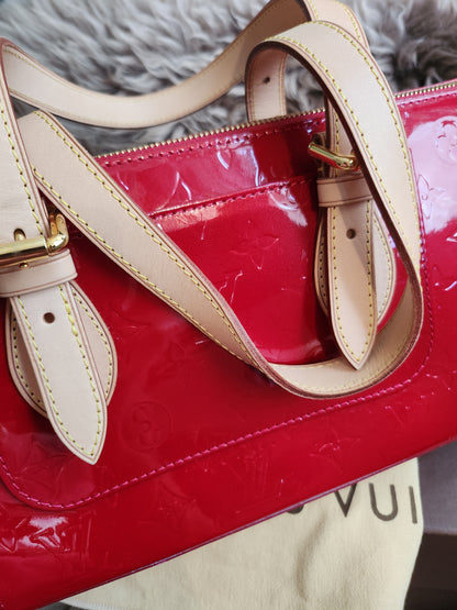 Louis Vuitton Monogram Vernis Rosewood Avenue shoulder bag