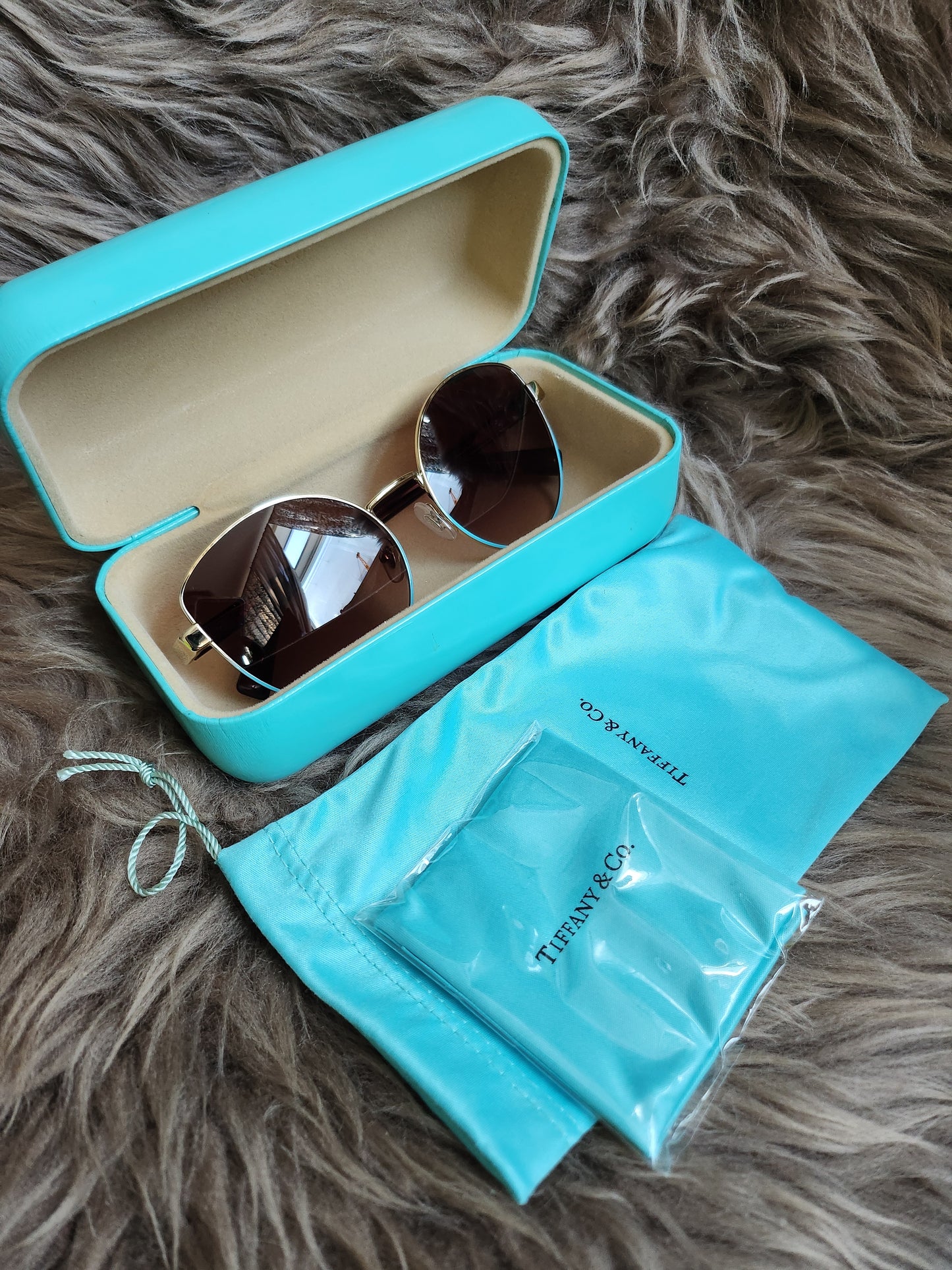 Tiffany & Co Pale Gold Gradient Blue Brown