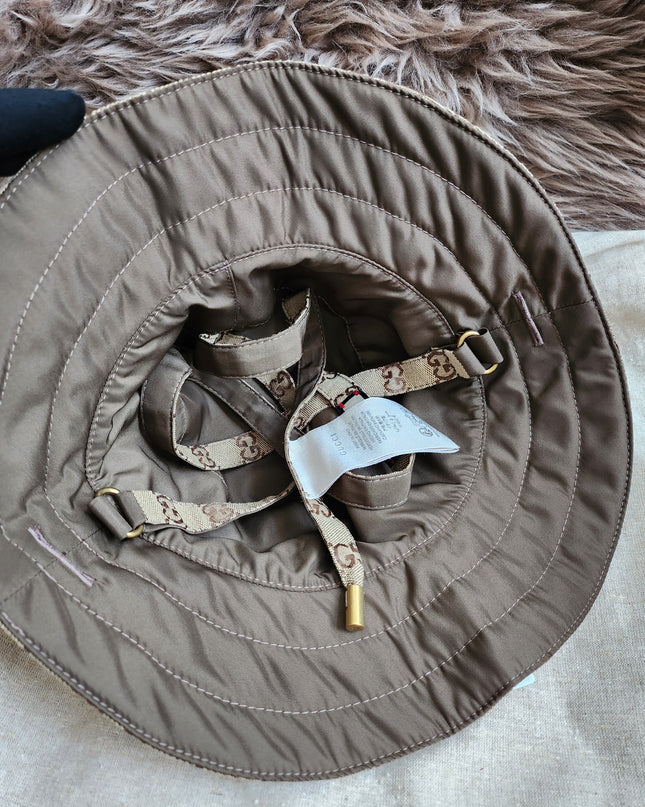 Gucci
Reversible GG & nylon bucket hat