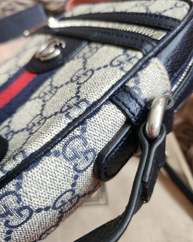 Gucci Beige/Navy Blue GG Supreme
